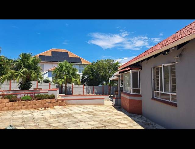3 BEDROOM HOUSE FOR SALE IN MORNINGSIDE